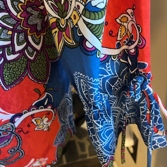 Top - Picture 4 of 5